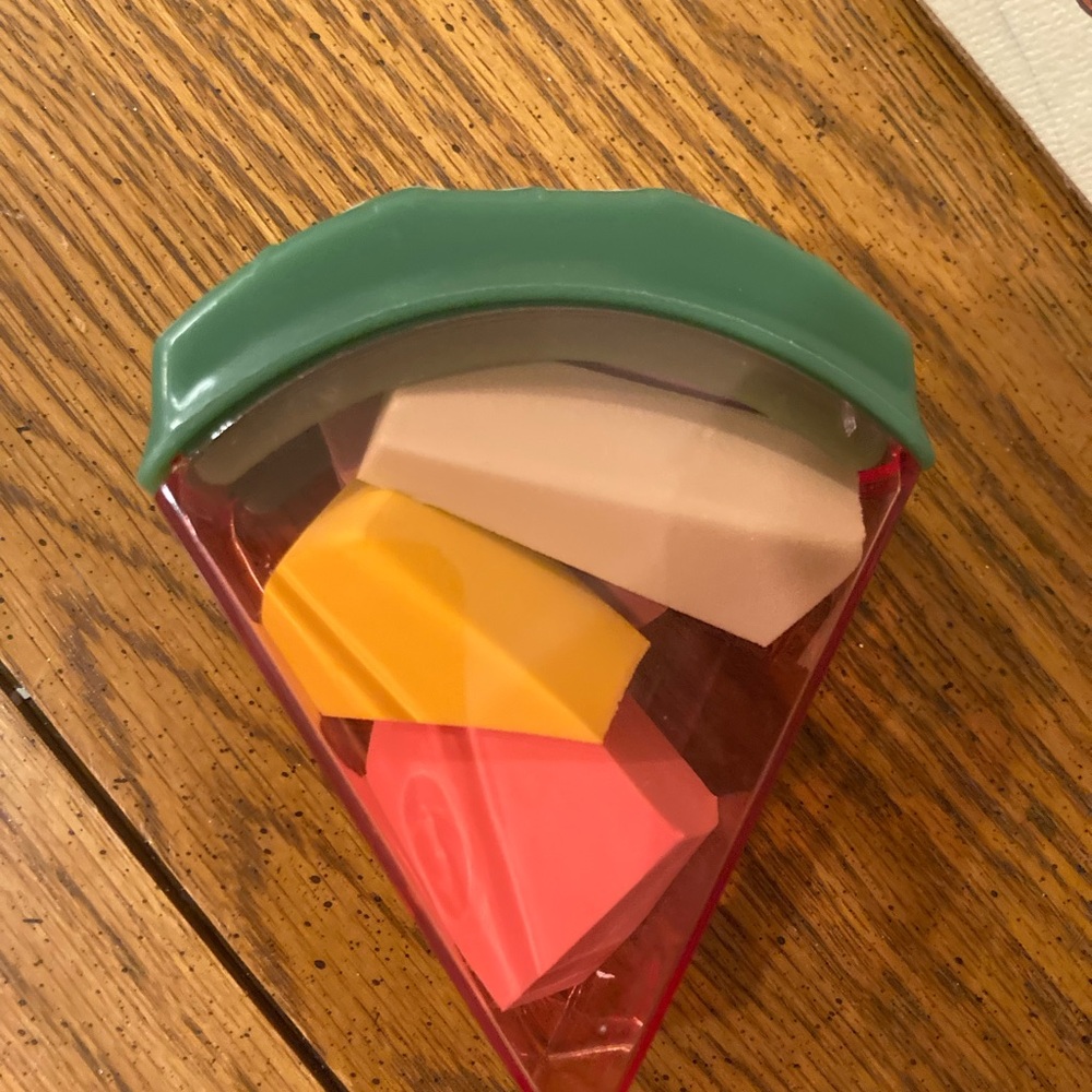 Makeup Sponge Case with 5 sponges/blenders, Colorful Watermelon Case - NWT